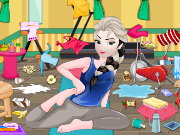 Elsa Yoga Room Cleaning Game