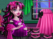Pregnant Draculaura Maternity Deco Game