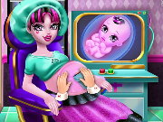 Draculaura Pregnant CheckUp Game