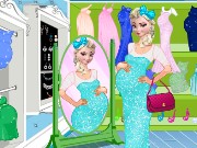 Elsa Pregnant Shopping